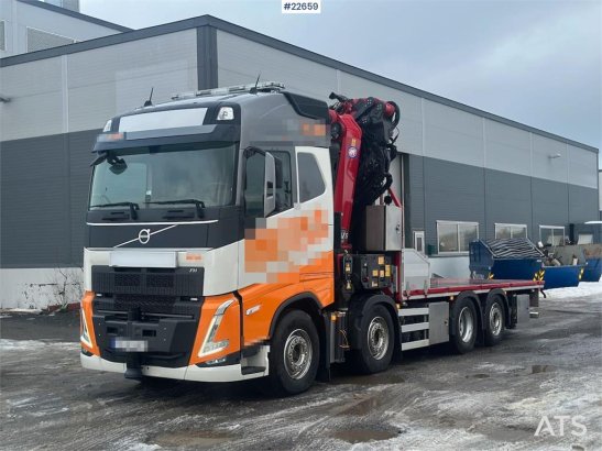 Volvo FH crane truck 8x2 w/ 95 t/m crane, jib and winch, 590 2024 2 Crane trucks image 31