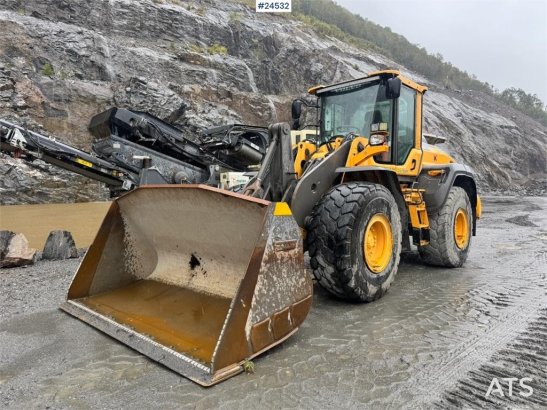 Volvo L110H Wheel Loader with Bucket – 3,100 Hours WATCH 10286 2014 2 Wheel Loaders image 16