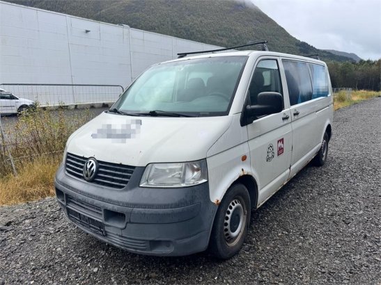 Volkswagen Transporter TDI 4x2 Panel Van Volkswagen Transporter TDI 4x2 Panel Van 2006 2 Small Vans image 46