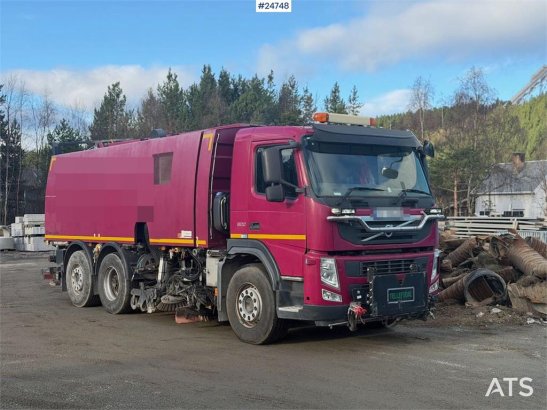 Volvo FM500 sweeper truck 6x2 with Beam S 12000 and a br FM500 sweeper truck 6x2 with Beam S 12000 and a br 2013 2