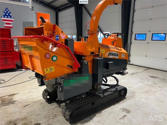 Jensen A540 spider wood chipper w/hydraulic raise and low Jensen A540 spider wood chipper w/hydraulic raise and low 2017 2...
