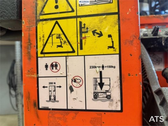 JLG 1230ES scissor lift. 230 hours. 1230ES scissor lift. 230 hours. 2016 2 Scissor Lifts image 10