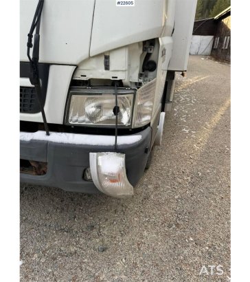 Mitsubishi Fuso 7C18 4x2 box truck with tail lift – repair ob Fuso 7C18 4x2 box truck with tail lift – repair ob 2010 2 im...