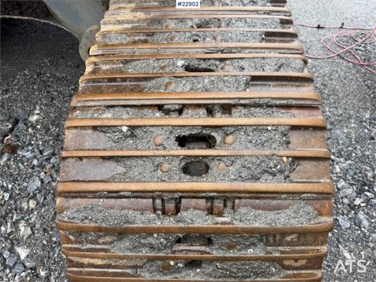 Liebherr R922 crawler excavator with digging bucket and 201 R922 crawler excavator with digging bucket and 201 2014 2 Craw...