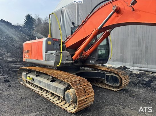 Hitachi ZX210LC-3 crawler excavator with digging bucket, g ZX210LC-3 crawler excavator with digging bucket, g 2008 2 Crawl...