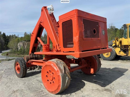 Brøyt X2 excavator w/bucket (Nostalgia!) Broyt X2 excavator w/bucket (Nostalgia!) 1963 2 Crawler Excavators image 25