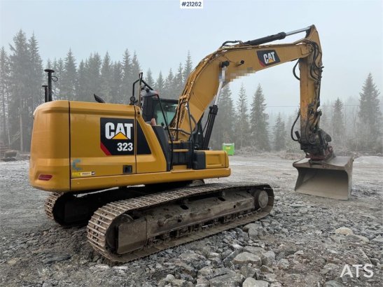 CAT 323-07 w/rotor tilt, cleaning drawer and tooth buc 36 2018 2 Crawler Excavators image 13