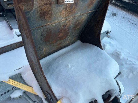 Bobcat E19 mini excavator w/ trailer, digging bucket, san E19 mini excavator w/ trailer, digging bucket, san 2022 2 image 49