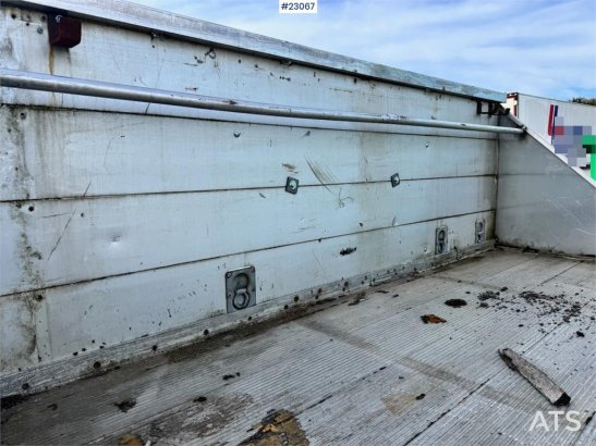 Hengsrød 2-axle machinery trailer – manual ramps Hengsrød 2-axle machinery trailer – manual ramps 2000 2 Lowloader trailer...