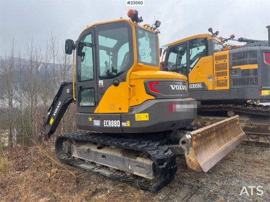Volvo ECR88D tracked excavator with tilt and bucket. Onl ECR88D tracked excavator with tilt and bucket. Onl 2022 2 Crawler...