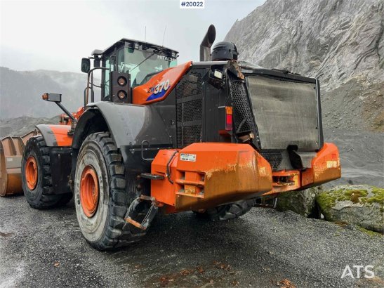 Hitachi zw370-6 wheel loader w/ scale, printer & bucket 10071 2018 2 Wheel Loaders image 34