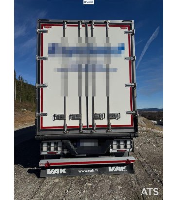 VAK Skapsemi Box Semi-Trailer with full side opening a Vak Skapsemi Box Semi-Trailer with full side opening a 2022 2 Refri...