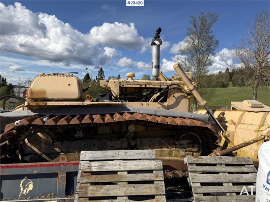 Komatsu D65P-6 dozer m/ ripper og skjær D65P-6 dozer m/ ripper og skjær 1978 2 Dozers image 25