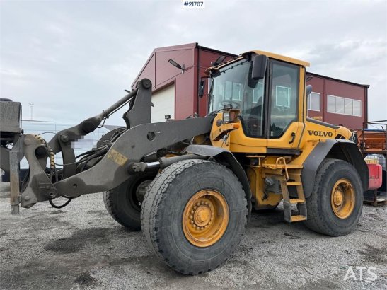 Volvo L90F wheel loader w/ Volvo gravel bucket. WATCH VI 10140 2011 2 Wheel Loaders image 10