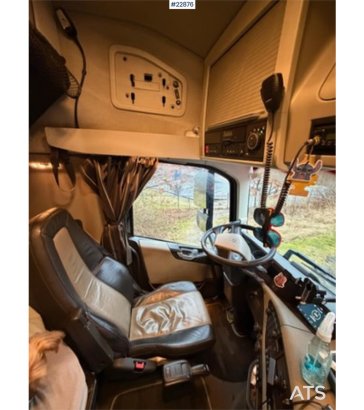 Volvo FH 6x2 tractor unit with ADR approval 590 2019 2 Tractor Units image 62
