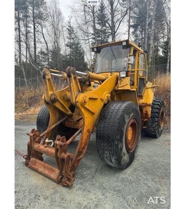 Volvo LM1240 wheel loader. WATCH VIDEO LM1240 wheel loader. WATCH VIDEO 1975 2 Wheel Loaders image 29