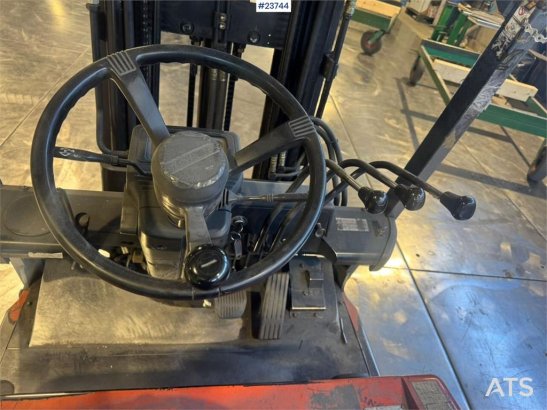 Toyota 8FBE15 Electric Forklift 8FBE15 Electric Forklift 2001 2 Forklift image 10