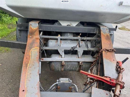 Maur Triple-Axle Trailer – Needs Repair Maur Triple-Axle Trailer – Needs Repair 2007 2 image 40