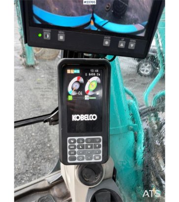 Kobelco SK300LC Excavator with Tiltrotator and 2 Buckets – SK300LC Excavator with Tiltrotator and 2 Buckets – 2018 2 Crawl...