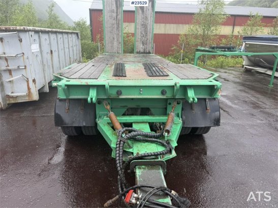 Istrail 3 akslet machine trailer with hydraulic ramps Istrail 3 akslet machine trailer with hydraulic ramps 2010 2 Lowload...