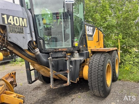 CAT 140M 483 2007 2 Motor graders image 25