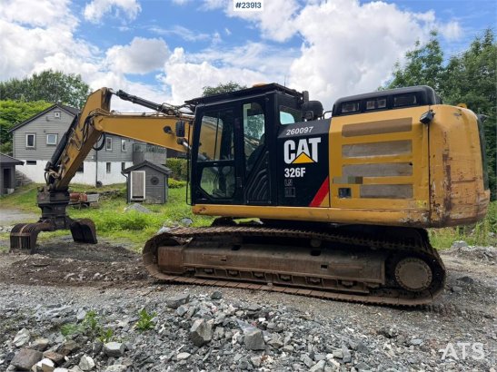 CAT 326FLN excavator with Oilquick, claw, grading buck 326FLN excavator with Oilquick, claw, grading buck 2019 2 image 10