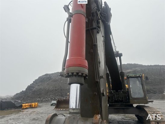 Volvo EC700CL crawler excavator w/ one bucket – Hydrauli EC700CL crawler excavator w/ one bucket – Hydrauli 2012 2 Crawler...
