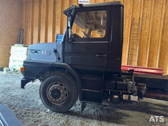 Scania 82M m/ 1971 DAMM SD325 maskinhenger 82M m/ 1971 DAMM SD325 maskinhenger 1981 2 Tractor Units image 85