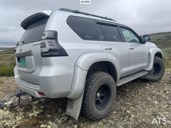 Toyota Land Cruiser Land Cruiser 2022 2 Small Vans image 10