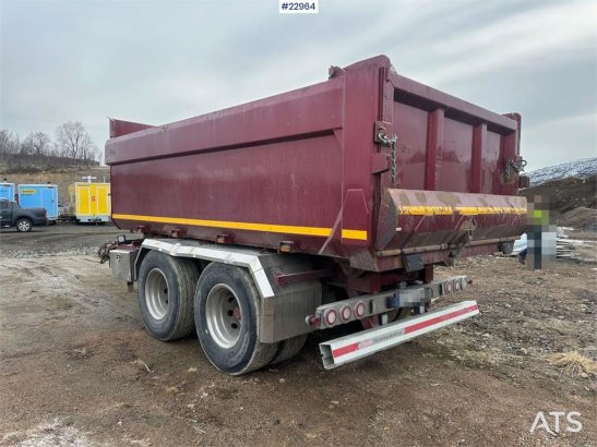 Elbo 2 axle dump trailer w/ remote control – just Elbo 2 axle dump trailer w/ remote control – just 2014 2 Dump trailers i...