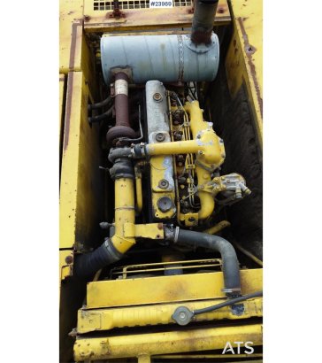 Kobelco SK200LC Excavator with digging bucket SK200LC Excavator with digging bucket 1991 2 Crawler Excavators image 10
