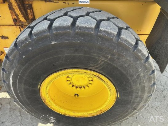 Komatsu WA320-3H wheel loader for sale as partial repair p 848 1994 2 Wheel Loaders image 10