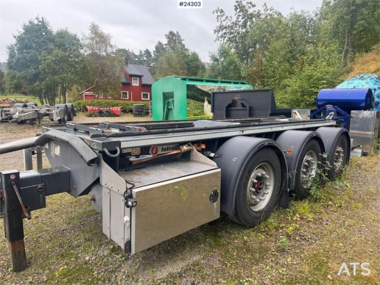 Istrail Hooklift Trailer with Tipping Function Istrail Hooklift Trailer with Tipping Function 2021 2 image 25