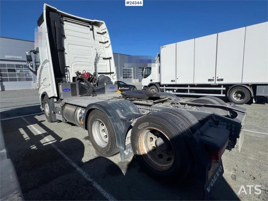 Volvo FH460 6x2 Tractor Unit – Gas-Powered 590 2023 2 Tractor Units image 55