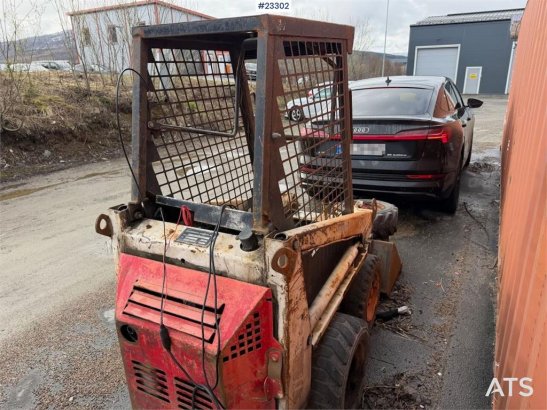 Bobcat 34.3 skid steer loader w/ extra tires and bucket. 34.3 skid steer loader w/ extra tires and bucket. 1986 2 image 10