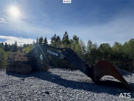 Volvo EC700C Tracked Excavator – Digging Bucket and Soos EC700C Tracked Excavator – Digging Bucket and Soos 2012 2 Crawler...