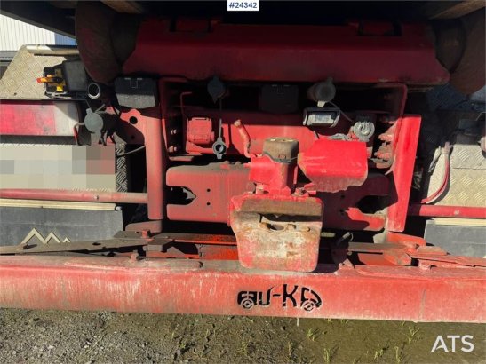 Scania R560 6x2 Hooklift Truck – Crane Hydraulics R560 6x2 Hooklift Truck – Crane Hydraulics 2008 2 image 10