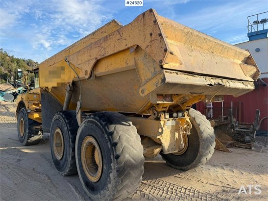 Volvo A25D 6x6 articulated hauler with white registratio A25D 6x6 articulated hauler with white registratio 2002 2 Dump Tr...