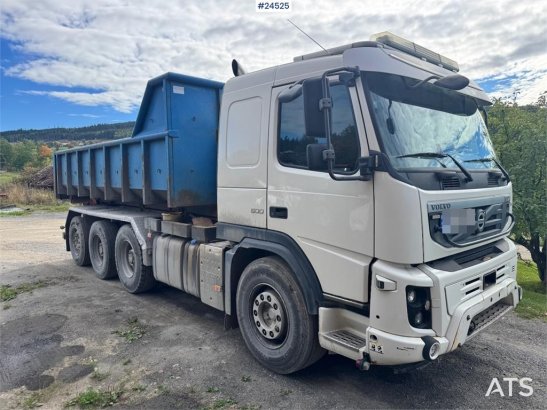 Volvo FMX500 Tridem Hooklift Truck – Without Container – FMX500 Tridem Hooklift Truck – Without Container – 2012 2 image 10