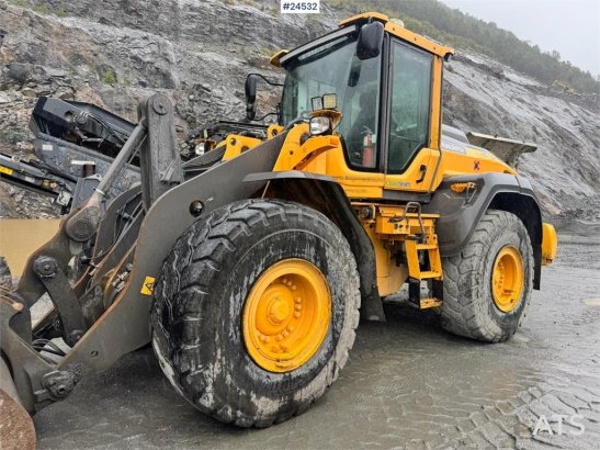 Volvo L110H Wheel Loader with Bucket – 3,100 Hours WATCH 10286 2014 2 Wheel Loaders image 40