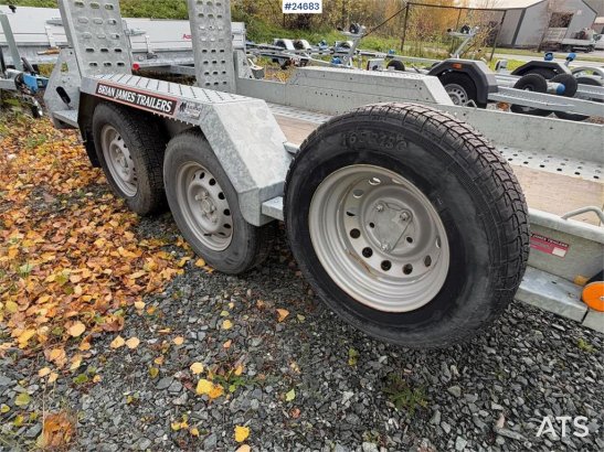 Brian James Trailers P-Draw 2400 Trailer with loading ramps Brian James trailers P-Draw 2400 Trailer with loading ramps 20...