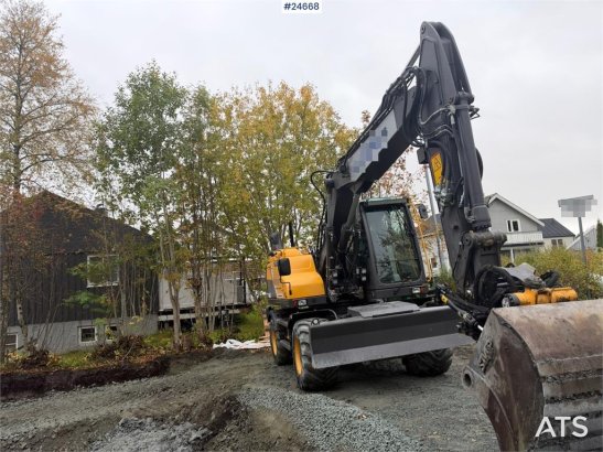 Volvo EW140D Wheeled Excavator with Rototilt, GPS and Gr 10079 2017 2 Wheeled Excavators image 10