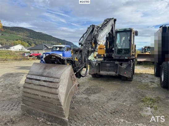 Volvo EW160E Wheeled Excavator with Rototilt and Grading EW160E Wheeled Excavator with Rototilt and Grading 2015 2 Wheeled...