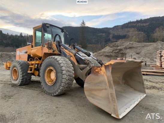 Volvo L120B Wheel loader with bucket L120B Wheel loader with bucket 1994 2 Wheel Loaders image 10