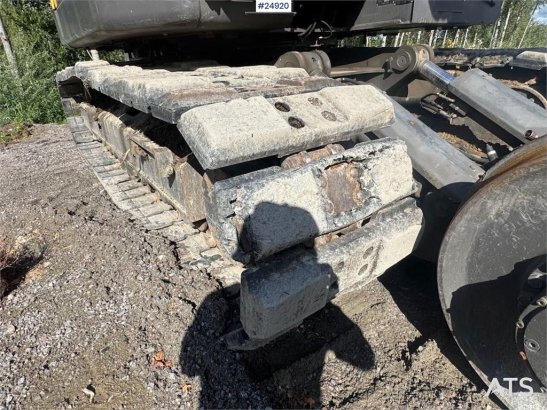 Volvo ECR145EL Tracked excavator with rail wheels – 4,30 ECR145EL Tracked excavator with rail wheels – 4,30 2015 2 Crawler...