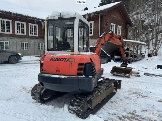 Kubota KX161-2 Tracked Excavator with Hydraulic Grading B KX161-2 Tracked Excavator with Hydraulic Grading B 2002 2 Crawle...