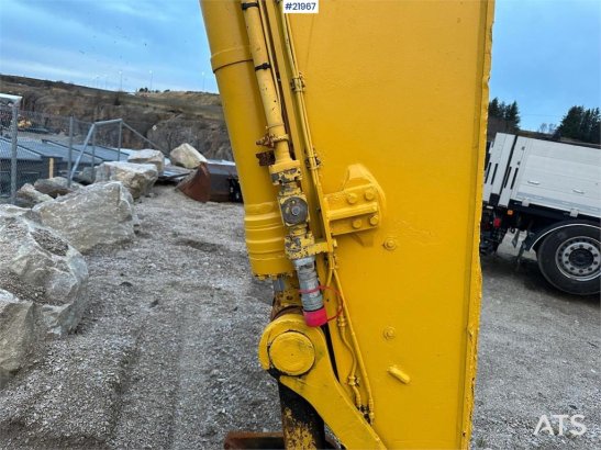 Komatsu PC240LC-8 Crawler Excavator w/ Digger Bucket. PC240LC-8 Crawler Excavator w/ Digger Bucket. 2007 2 Crawler Excavat...