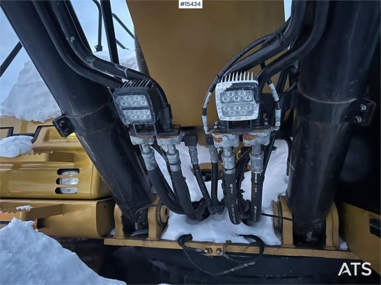 CAT 336F 44 2017 2 Crawler Excavators image 26