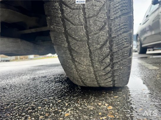 Mercedes-Benz Sprinter 316 van w/ 2 sets of tires! Sprinter 316 van w/ 2 sets of tires! 2016 2 Small Vans image 11
