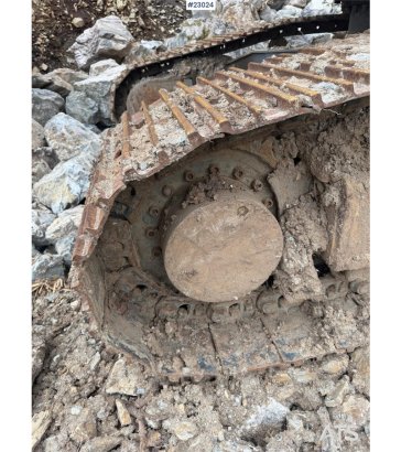 Atlas 260 LC Crawler Excavator with digging bucket 260 LC Crawler Excavator with digging bucket 2011 2 Crawler Excavators ...